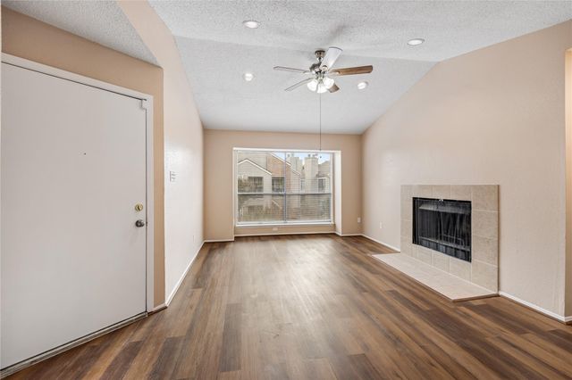 6701 Sands Point Drive 47, Houston, TX 77074