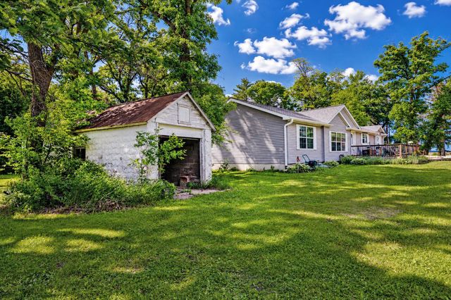 55571 160th Street, Austin, MN 55912