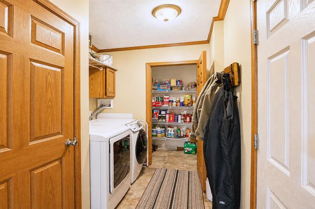 55571 160th Street, Austin, MN 55912