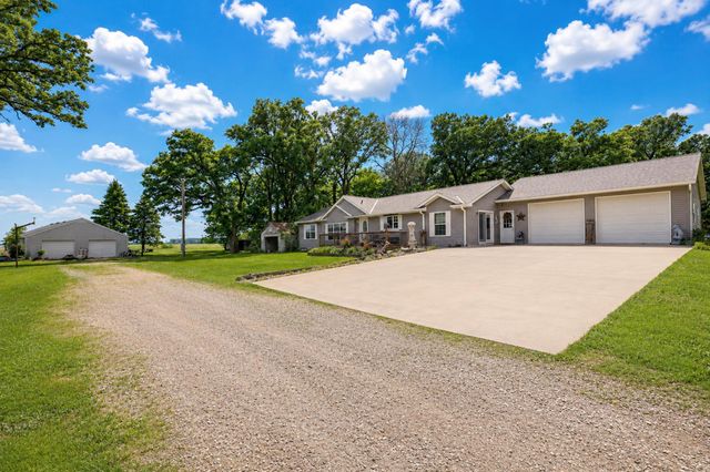 55571 160th Street, Austin, MN 55912