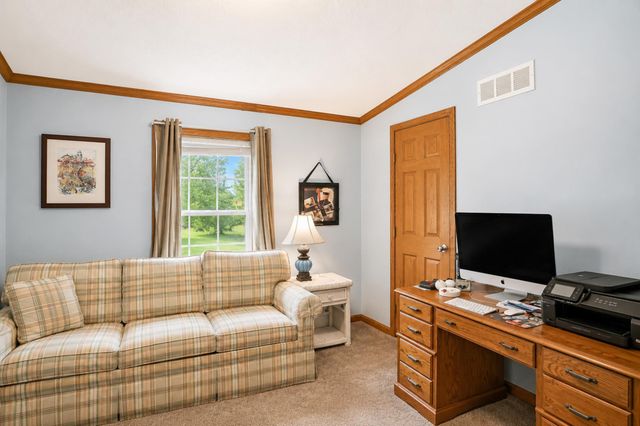 55571 160th Street, Austin, MN 55912