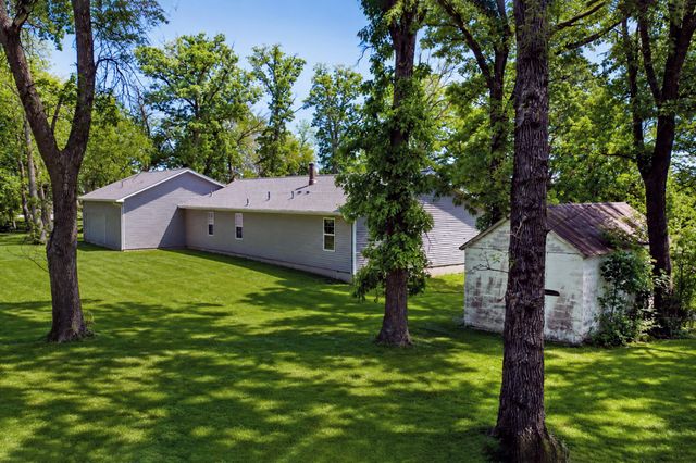55571 160th Street, Austin, MN 55912