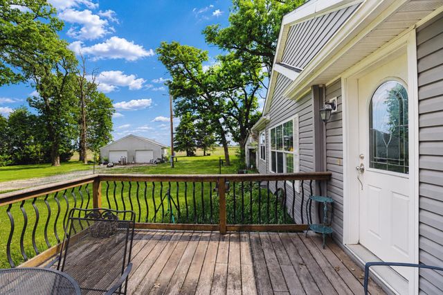 55571 160th Street, Austin, MN 55912