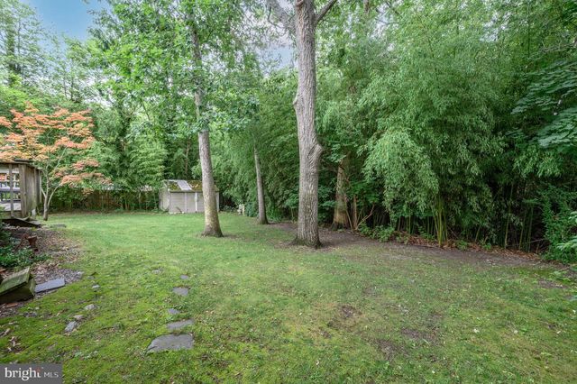 405 MAGNOLIA RD, Mount Laurel, NJ 08054