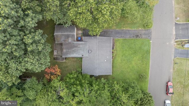 405 MAGNOLIA RD, Mount Laurel, NJ 08054