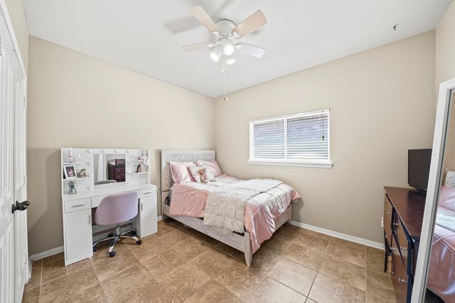 1027 Nantucket Street, Pasadena, TX 77503