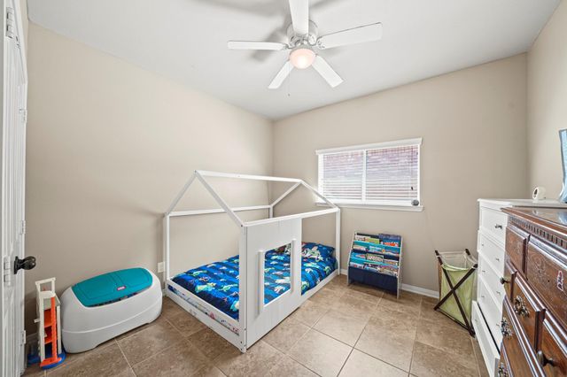 1027 Nantucket Street, Pasadena, TX 77503