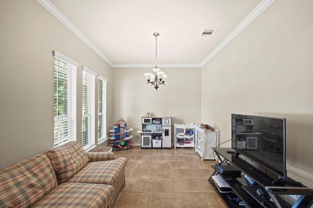 1027 Nantucket Street, Pasadena, TX 77503