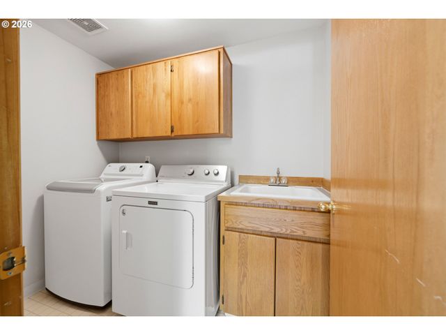 58 Sw PASQUINADE Pl, Beaverton, OR 97006