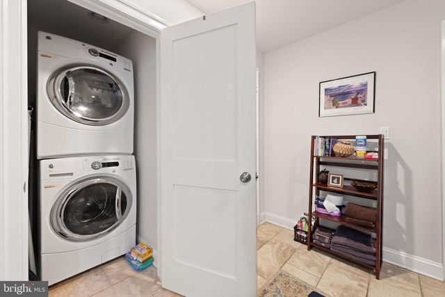 330 U ST NW, Washington, DC 20001