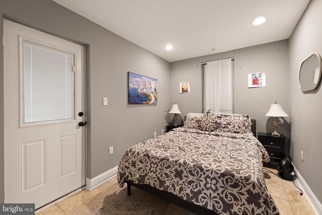 330 U ST NW, Washington, DC 20001