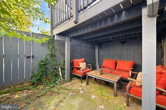 330 U ST NW, Washington, DC 20001