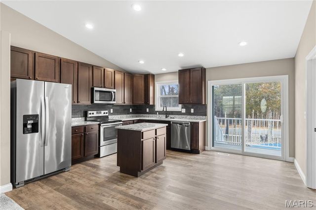 156 Lake Tucci Circle, Wright City, MO 63390