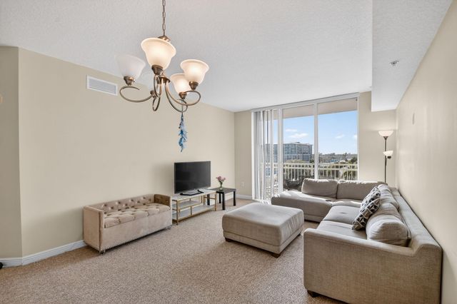 350 N FEDERAL Highway 502, Boynton Beach, FL 33435
