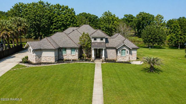 1008 Kern Drive, Breaux Bridge, LA 70517