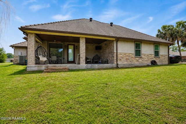 1008 Kern Drive, Breaux Bridge, LA 70517