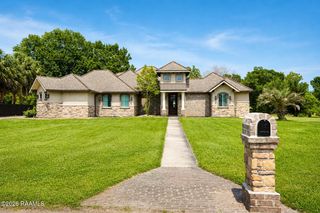 1008 Kern Drive, Breaux Bridge, LA 70517