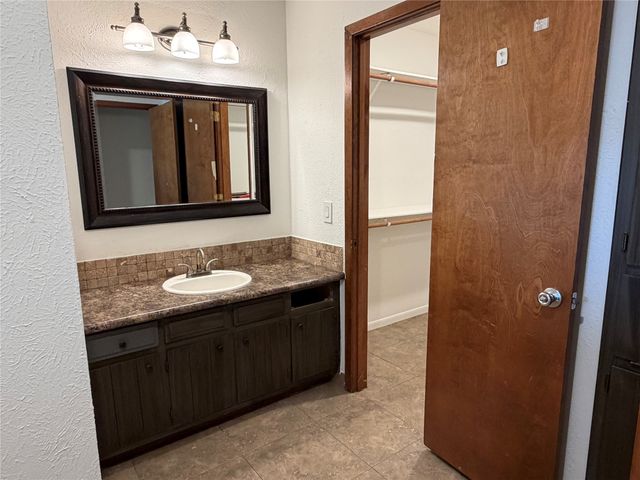 314 W 5th Street, Springtown, TX 76082