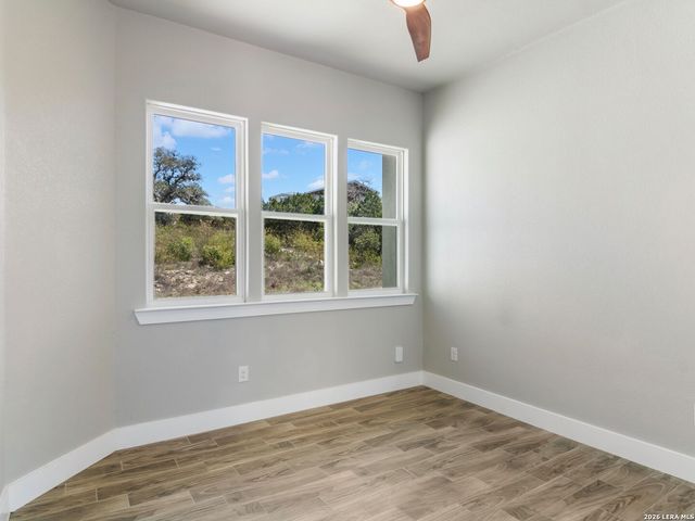 250 Pr 2775, Mico, TX 78056