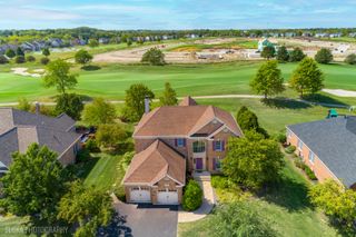 59 Tournament Drive S, Hawthorn Woods, IL 60047
