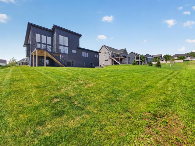 3105 Century Ridge Road NE, Rochester, MN 55906