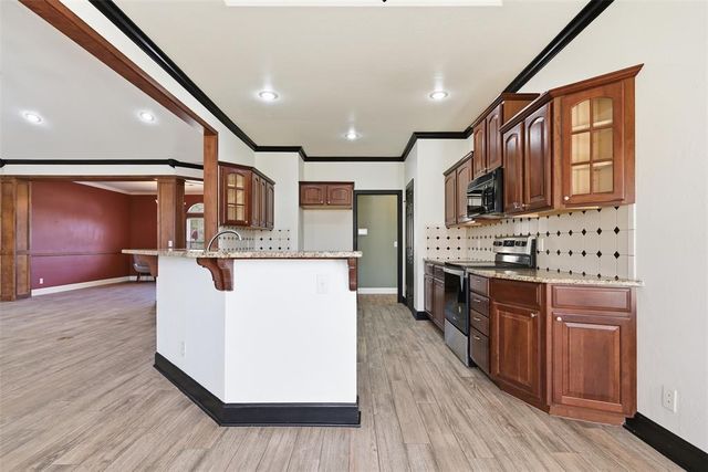 1821 E Birchwood Court, Stillwater, OK 74075