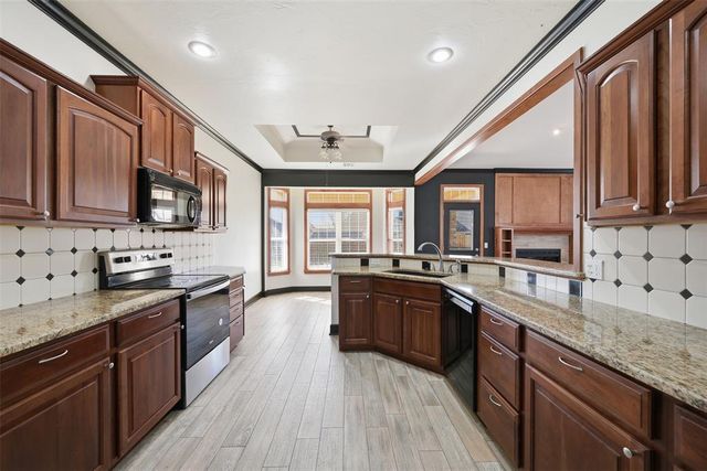 1821 E Birchwood Court, Stillwater, OK 74075