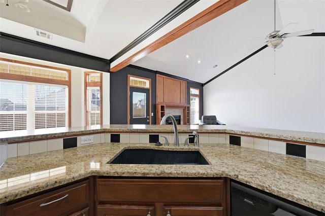 1821 E Birchwood Court, Stillwater, OK 74075