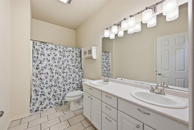 1821 E Birchwood Court, Stillwater, OK 74075