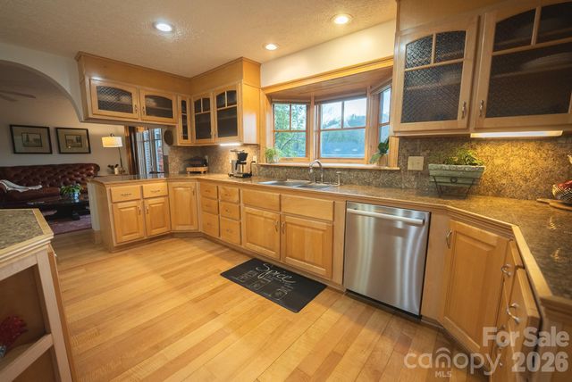 6985 Junaluska Road, Boone, NC 28607