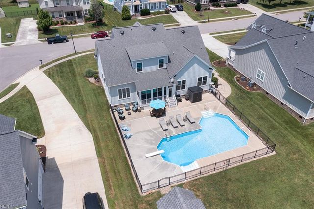 1609 Kingfisher CT, Chesapeake, VA 23321
