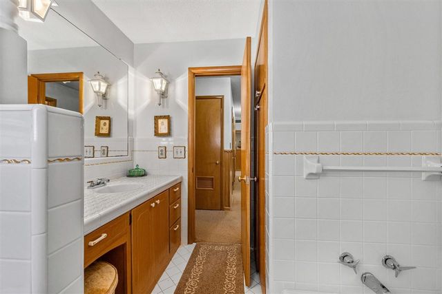 806 Park, Frederick, OK 73542