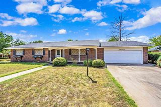 806 Park, Frederick, OK 73542