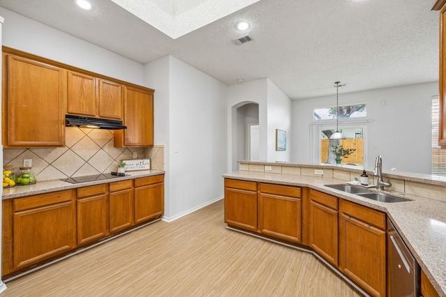 5517 Lawnsberry Drive, Fort Worth, TX 76137