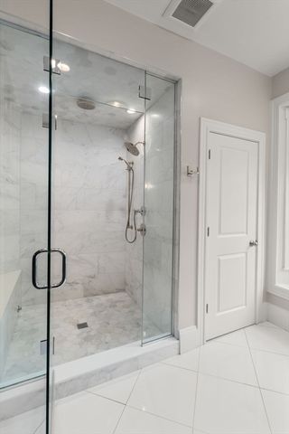 2 Lexington St, Boston, MA 02129