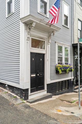 2 Lexington St, Boston, MA 02129