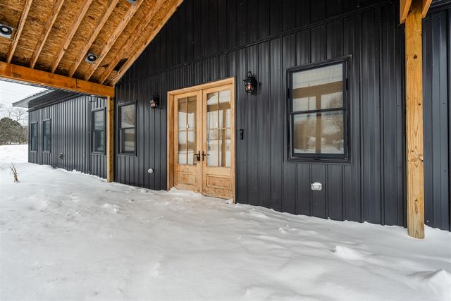 2035 Jasper Dairy Road, Saint Joseph, MI 49085