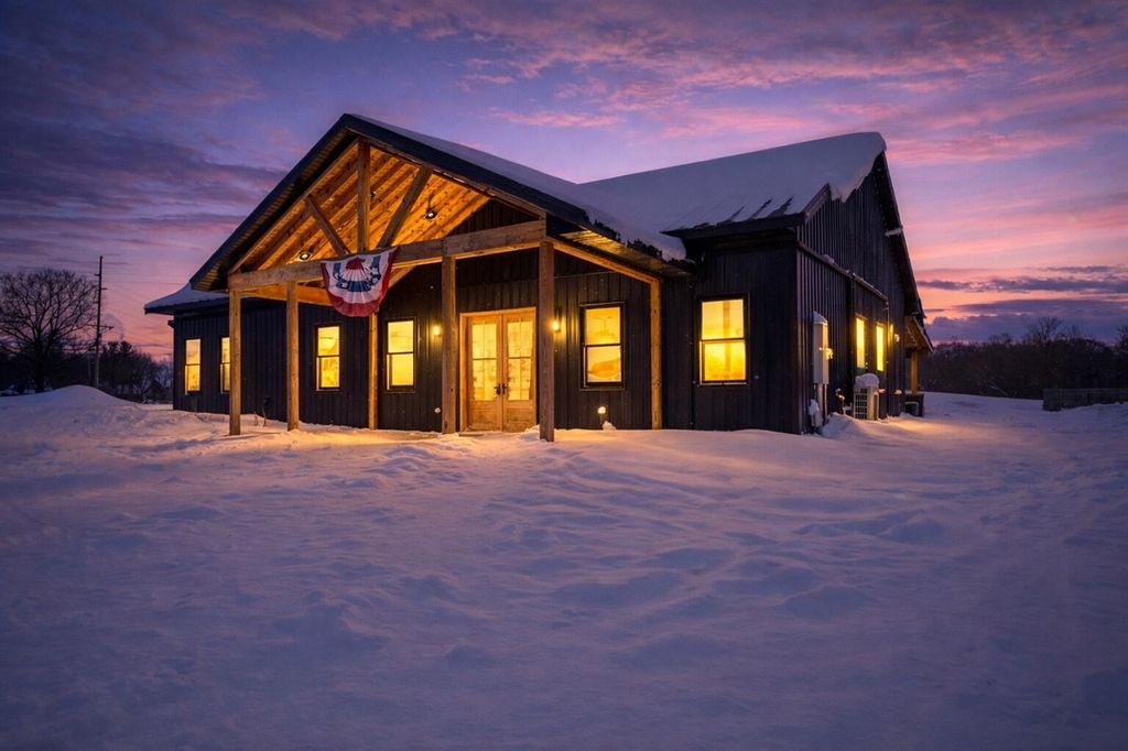 2035 Jasper Dairy Road, Saint Joseph, MI 49085