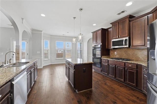 523 Besra Drive, Grayson, GA 30017