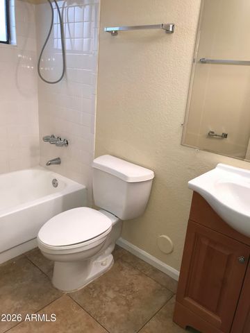 1025 E Highland Avenue Unit 12, Phoenix, AZ 85014