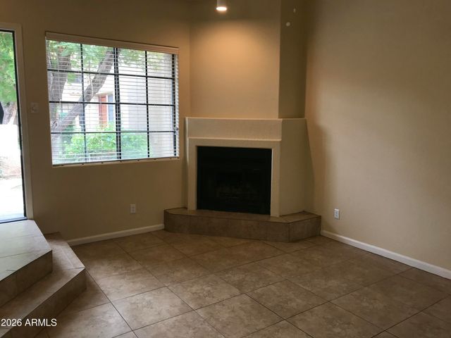 1025 E Highland Avenue Unit 12, Phoenix, AZ 85014