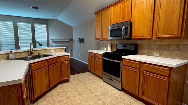 5812 Hidden Pine Lane, Mckinney, TX 75070