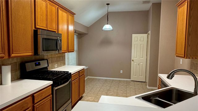 5812 Hidden Pine Lane, Mckinney, TX 75070
