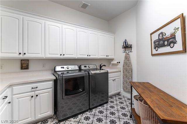 10100 Cresent Mesa Lane, Las Vegas, NV 89145