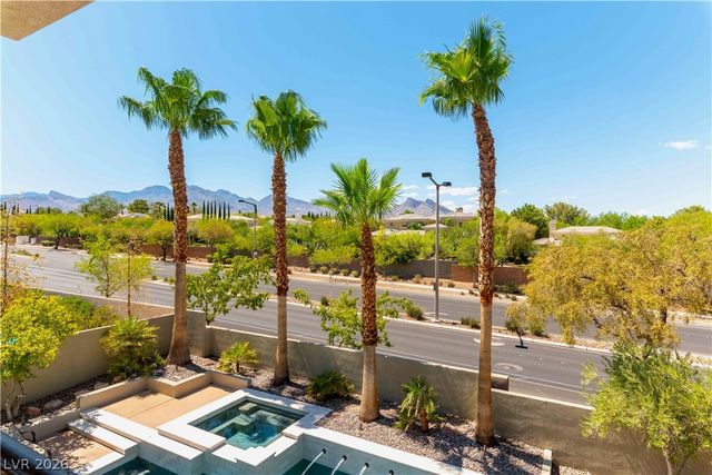 10100 Cresent Mesa Lane, Las Vegas, NV 89145