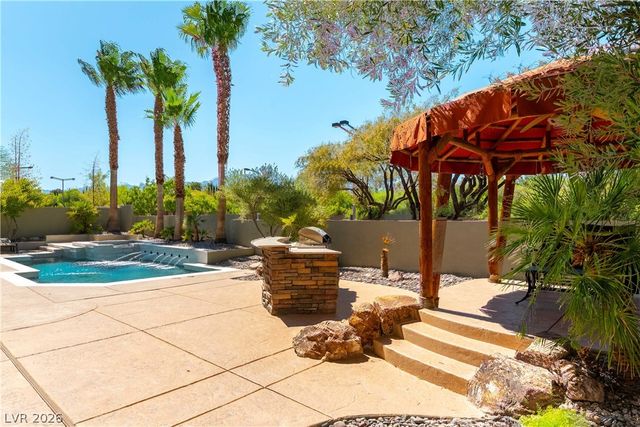 10100 Cresent Mesa Lane, Las Vegas, NV 89145
