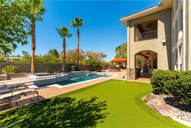 10100 Cresent Mesa Lane, Las Vegas, NV 89145