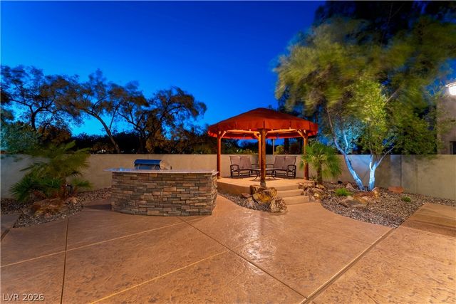 10100 Cresent Mesa Lane, Las Vegas, NV 89145