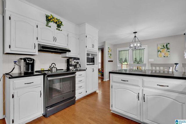 8224 OXFORD DRIVE, Morris, AL 35116