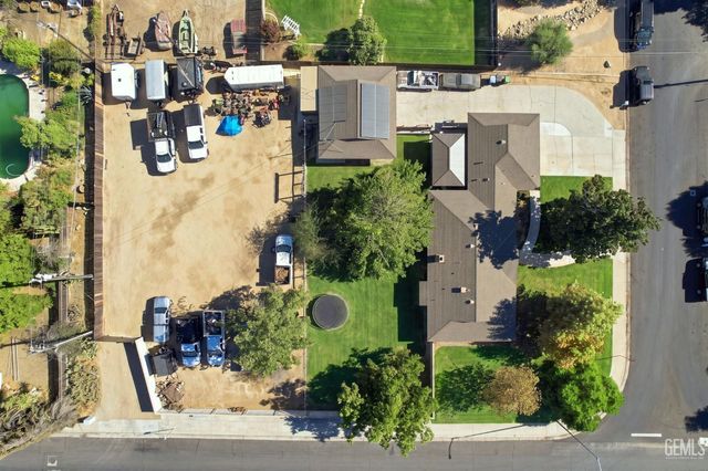 5816 Sandalwood Street, Bakersfield, CA 93308